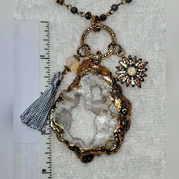 CATO Smokey Geode Necklace and Dangle Earrings Set / Pierced - Picture 4 of 6